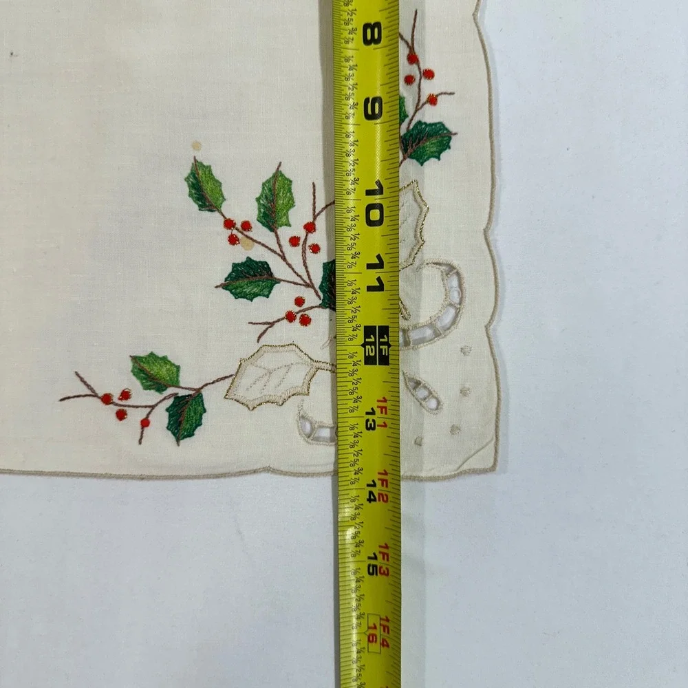 Lenox Linens Holly Berry Embroidered Placemats Napkins Set 6 Christmas Cream